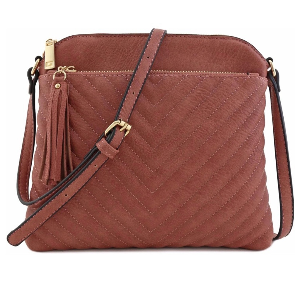 FASHIONPUZZLE • Chevron Quilted Crossbody Bag